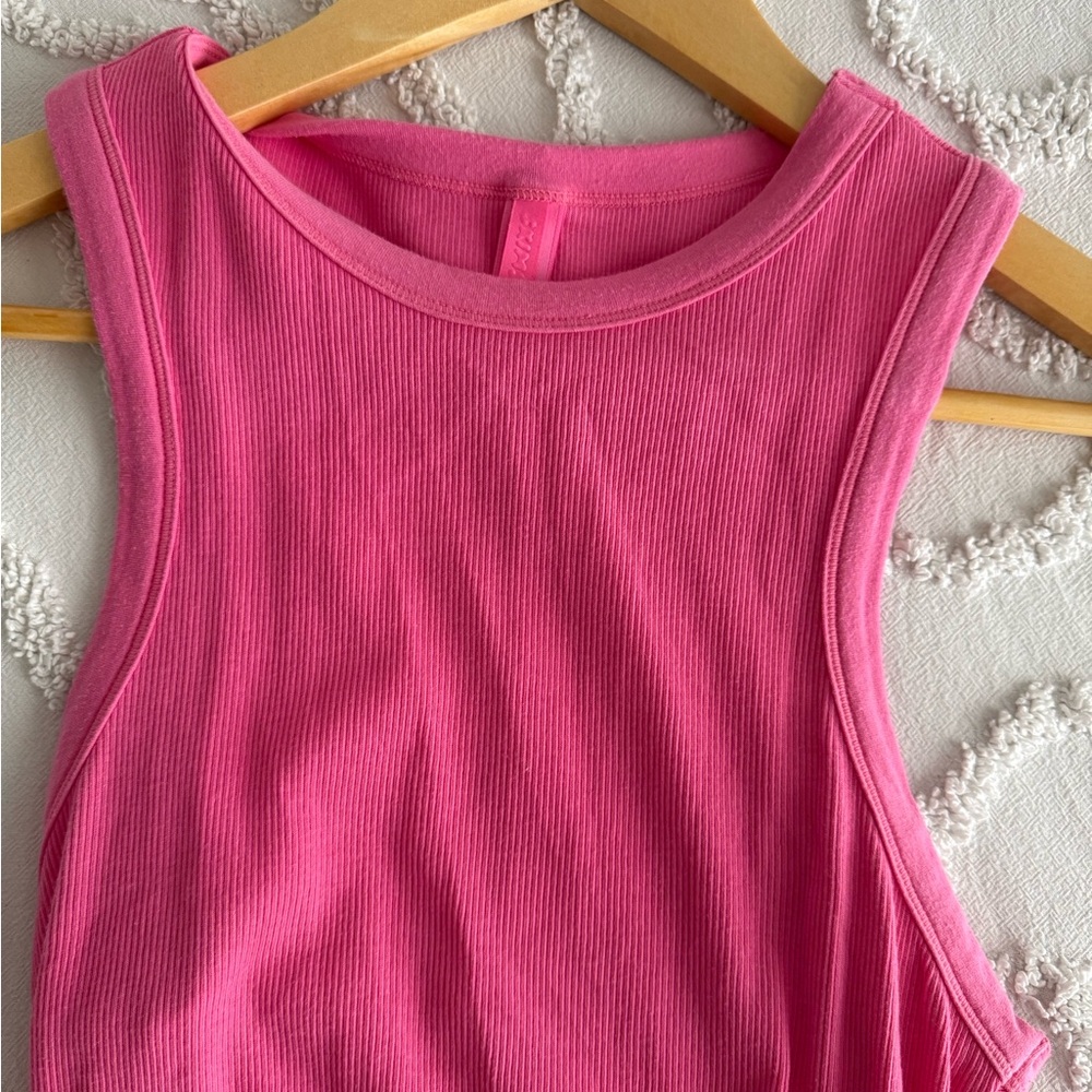 SKIMS pink dress medium - Picture 2 of 4